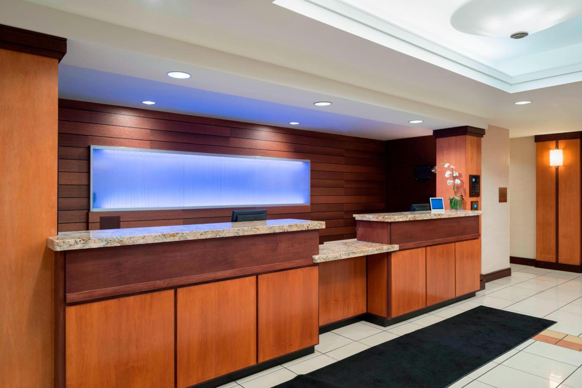 Fairfield Inn & Suites By Marriott Стейт Колледж Экстерьер фото
