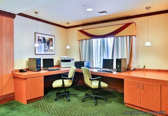 Fairfield Inn & Suites By Marriott Стейт Колледж Экстерьер фото