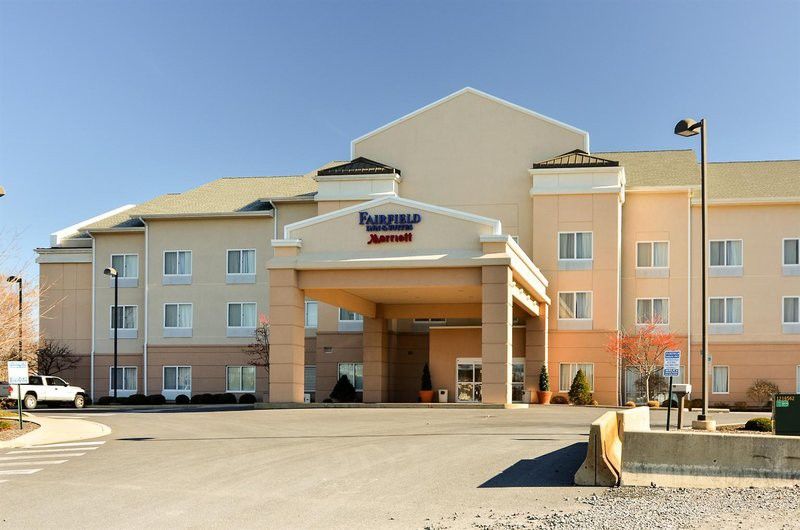 Fairfield Inn & Suites By Marriott Стейт Колледж Экстерьер фото