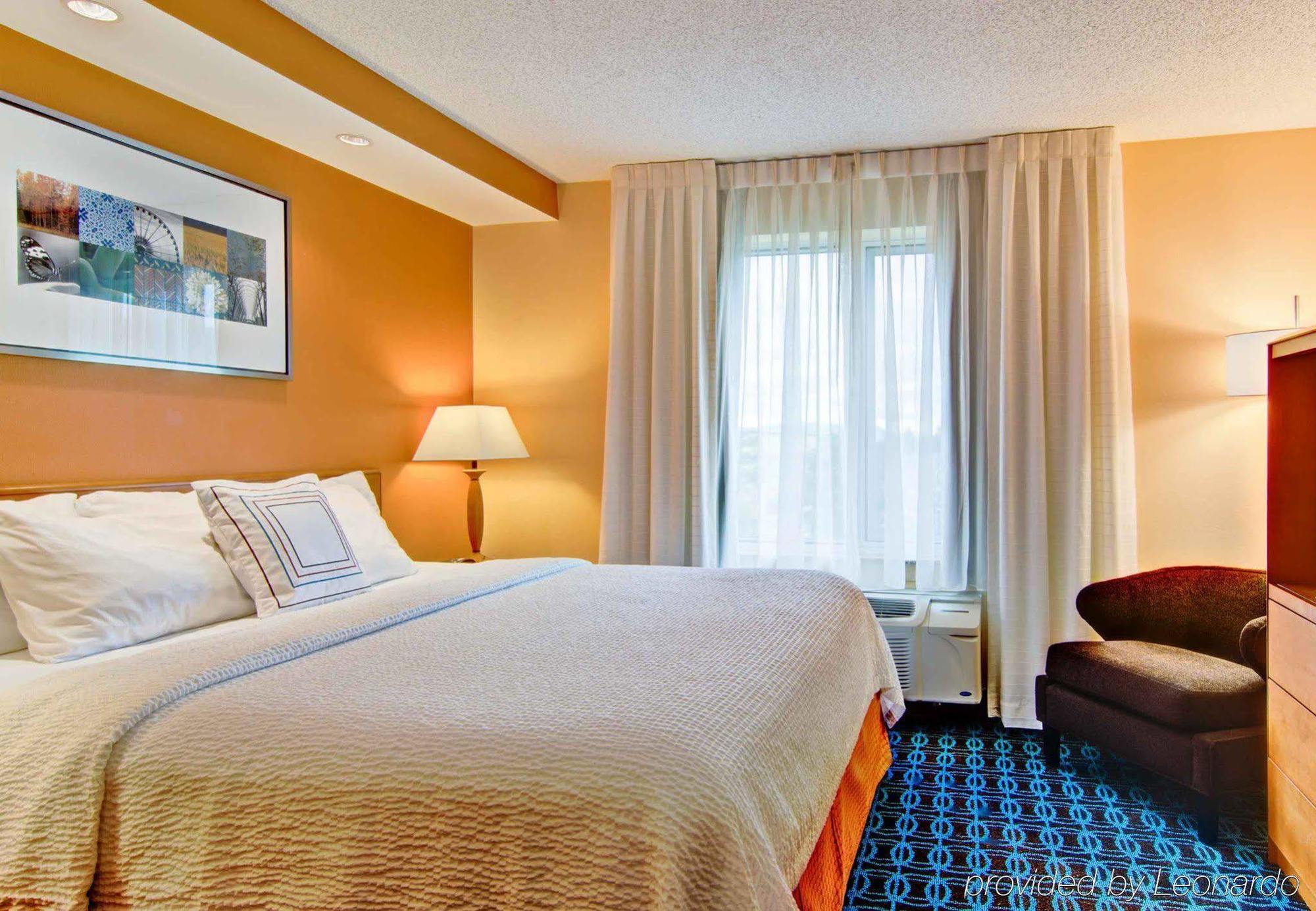 Fairfield Inn & Suites By Marriott Стейт Колледж Экстерьер фото