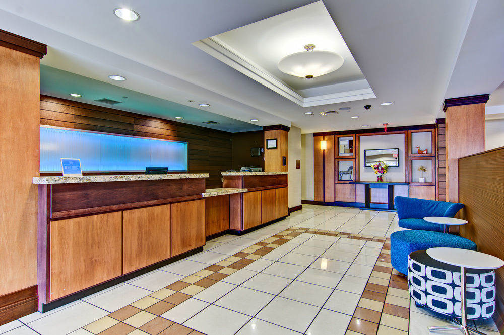 Fairfield Inn & Suites By Marriott Стейт Колледж Экстерьер фото