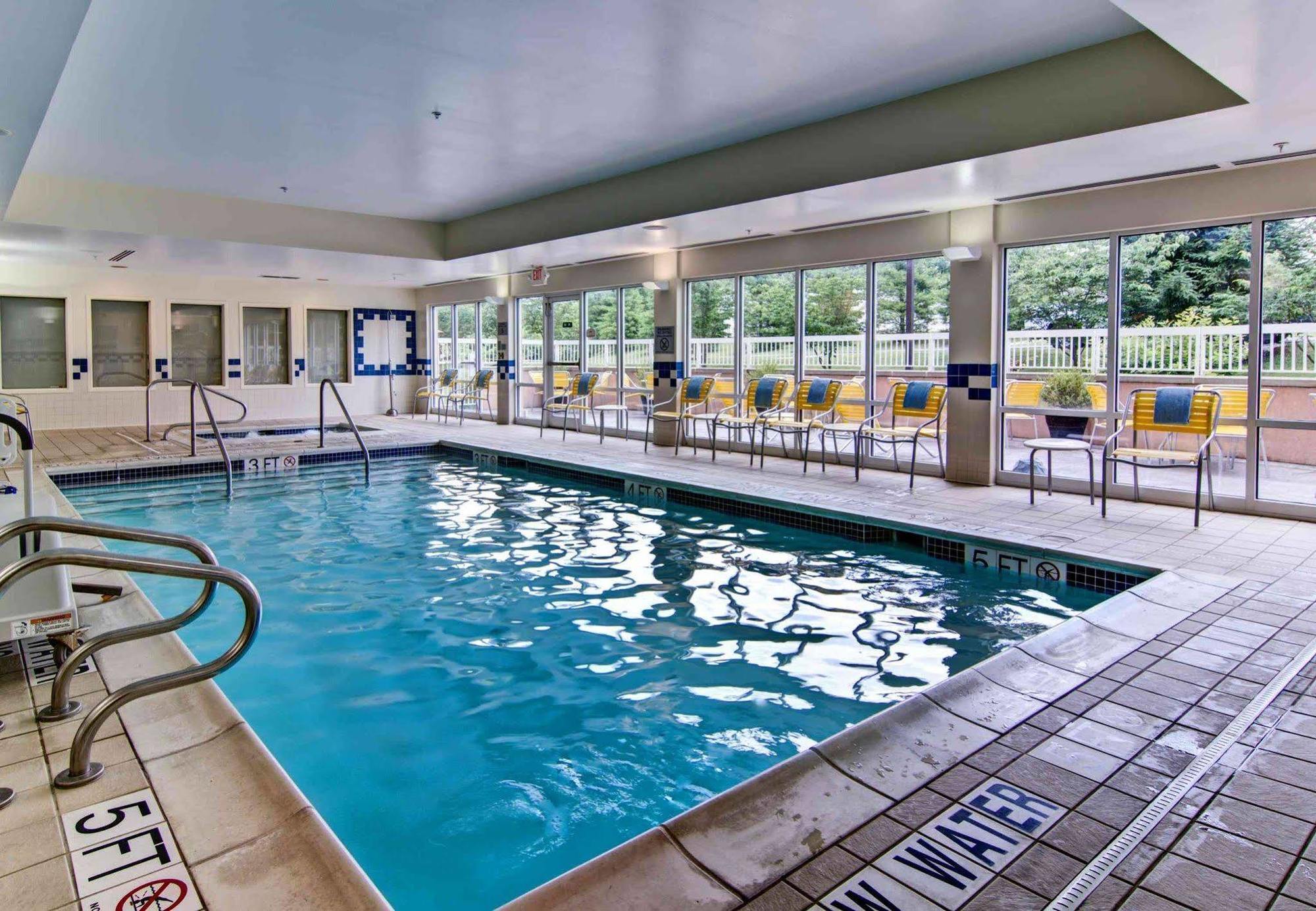 Fairfield Inn & Suites By Marriott Стейт Колледж Экстерьер фото